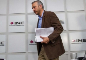 Benito Nacif, enumer&oacute; las irregularidades de los aspirantes.