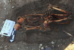 El entierro se realiz&oacute; entre el a&ntilde;o 1 100 despu&eacute;s de Cristo (d.C.)
