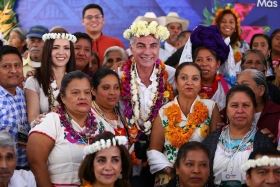 El mandatario indic&oacute; que los tratamientos tradicionales son parte del patrimonio de la humanidad