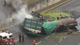 La circulaci&oacute;n permaneci&oacute; cerrada para las maniobras de retiro de veh&iacute;culos 