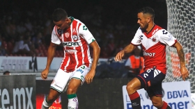 Necaxa gan&oacute; de visita en el puerto jarocho