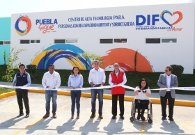 Inauguran rehabilitaci&oacute;n del CAIC Popular Castillotla