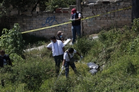 Destaca el hallazgo de dos cad&aacute;veres embolsados 
