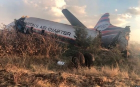 Accidente de avi&oacute;n en Sud&aacute;frica deja al menos 20 heridos