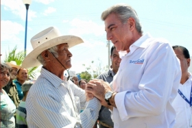 Se trabaja en diez d&iacute;as lo que en un gobierno tradicional se hace en un mes