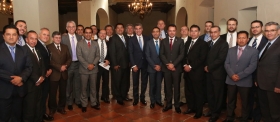  Se comprometi&oacute; a mantener una gesti&oacute;n cercana con el sector industrial 