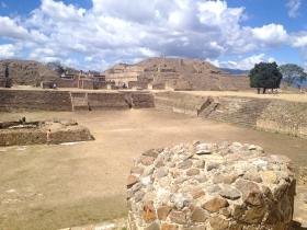 Vista de la zona arqueol&oacute;gica