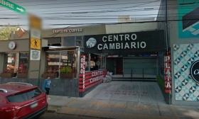 Personal de la Fiscal&iacute;a General del Estado lleg&oacute; al lugar para entrevistarse con el due&ntilde;o