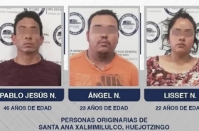 Los dos hombres y la mujer que permanecen a disposici&oacute;n de la Fiscal&iacute;a