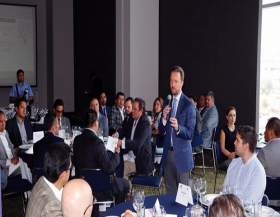 Pl&aacute;tica informativa y un taller en materia
