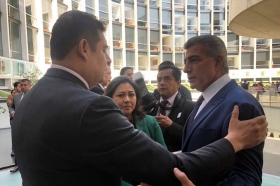 Durante la inauguraci&oacute;n de una exposici&oacute;n de Puebla en la sede del Senado de la Rep&uacute;blica,