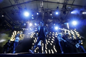  El influencer se mostr&oacute; agradecido con el p&uacute;blico, interpretando sus &eacute;xitos