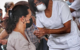 Ma&ntilde;ana inicia vacunaci&oacute;n para cuarentones en Puebla capital