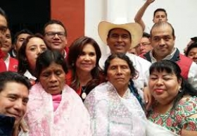 Blanca Alcal&aacute; con todo el apoyo de la CNC