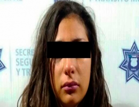 Un grupo de vecinos reten&iacute;a a la mujer