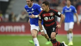 "Chicharito" entr&oacute; en el segundo tiempo.