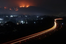 Incendio en Tepoztl&aacute;n arras&oacute; con 300 hect&aacute;reas