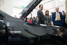 Donan auto h&iacute;brido